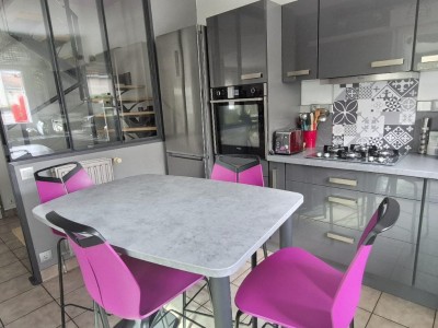 MAISON A VENDRE - ST ETIENNE TERRENOIRE - 107 m2 - 275 000 €
