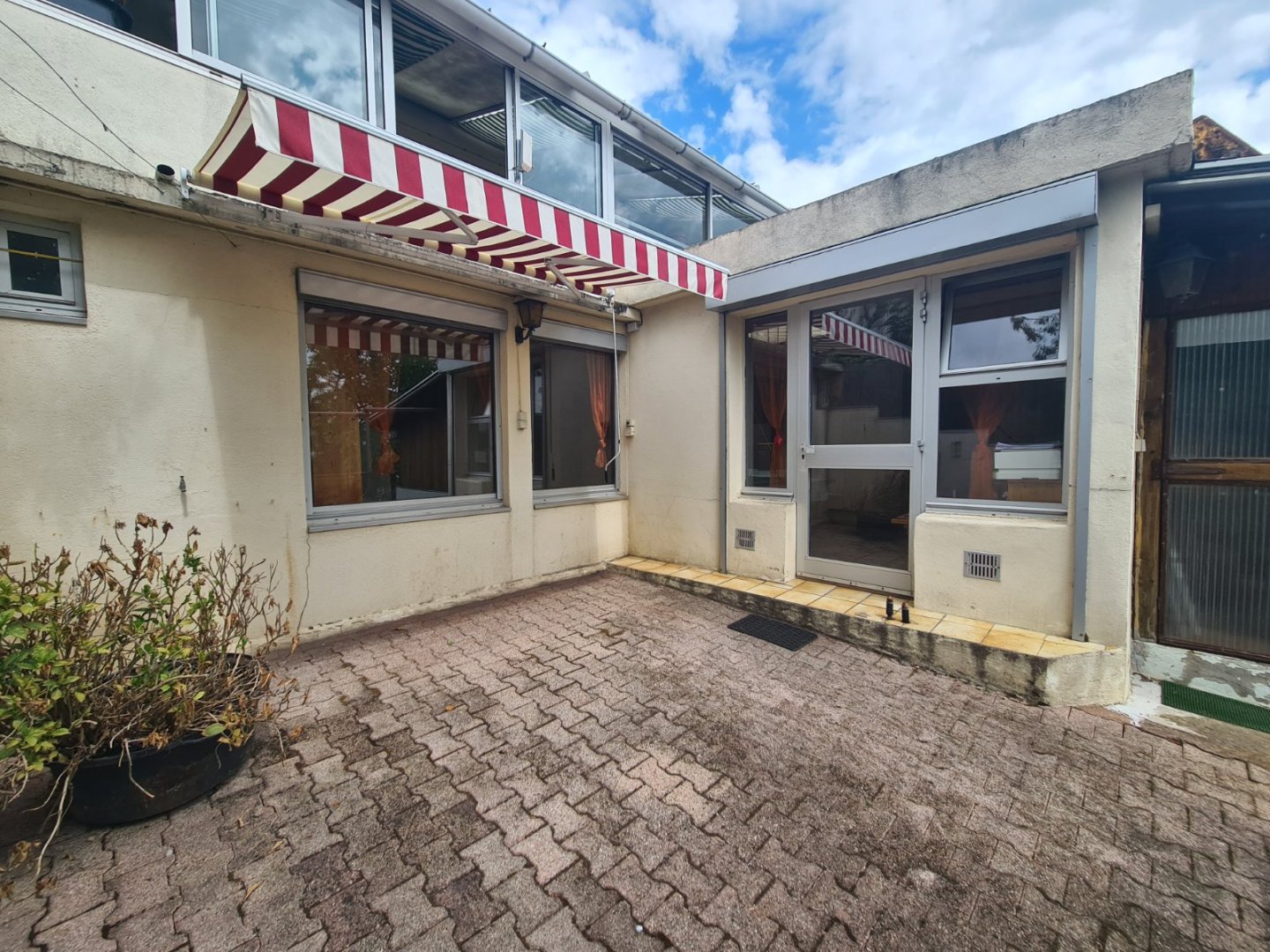 MAISON - ST ETIENNE VILLEBOEUF - 100 m2 - VENDU