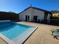 Maison d Architecte T5 avec piscine A VENDRE - ST GENEST LERPT Le Chasseur - 146 m2 - 520 000 €