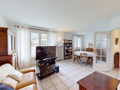 MAISON A VENDRE - ST GENEST LERPT - 80.29 m2 - 279 000 €