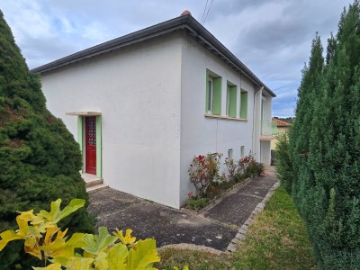 MAISON A VENDRE - ST GENEST LERPT - 80.29 m2 - 279 000 €