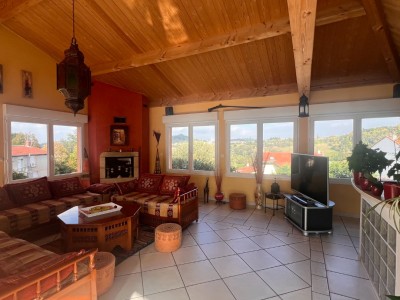 MAISON A VENDRE - ST GENEST LERPT - 263.42 m2 - 447000€