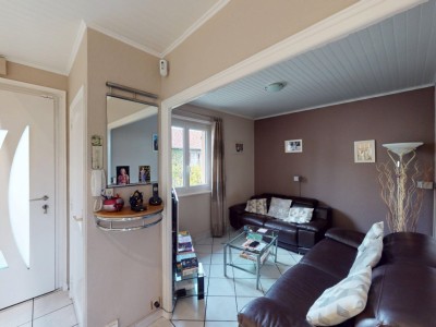 MAISON A VENDRE - ST GENEST LERPT - 263.42 m2 - 447 000 €