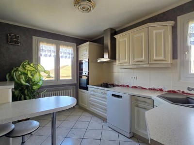 MAISON A VENDRE - ST GENEST LERPT - 67 m2 - 199�900�&euro;