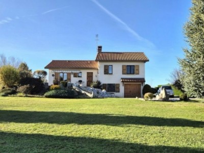 Maison individuelle - ST HILAIRE CUSSON LA VALM - 112 m2 - 252000€