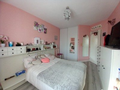 MAISON 6 pices de 131m AVEC PISCINE A VENDRE - ST JEAN DE TOUSLAS - 131 m2 - 465000€