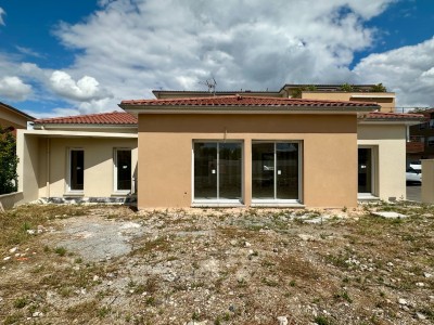 MAISON A VENDRE - ST JUST ST RAMBERT - 106.66 m2 - 340000€