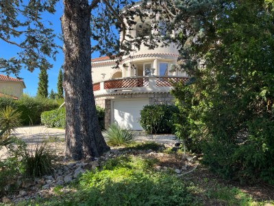 MAISON A VENDRE - ST JUST ST RAMBERT - 245 m2 - 650000€