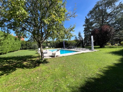 MAISON A VENDRE - ST JUST ST RAMBERT - 245 m2 - 650000€