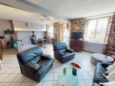 MAISON A VENDRE - ST PAL DE MONS - 240 m2 - 180000€