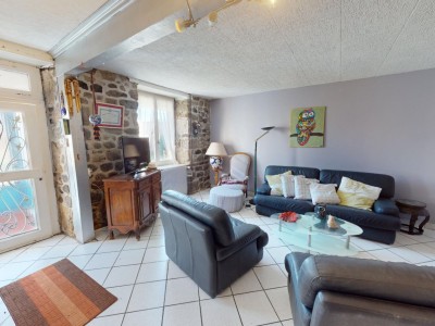 MAISON A VENDRE - ST PAL DE MONS - 240 m2 - 180000€