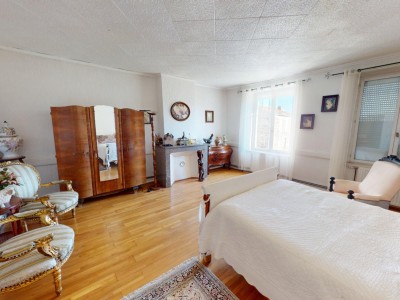 MAISON A VENDRE - ST PAL DE MONS - 240 m2 - 180000€