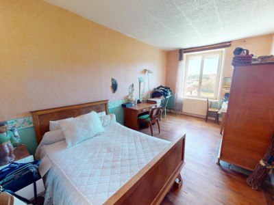 MAISON A VENDRE - ST PAL DE MONS - 240 m2 - 180000€