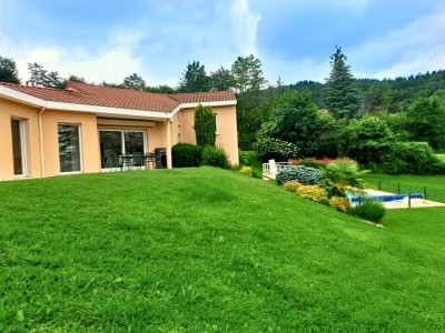 MAISON - ST PAUL EN CORNILLON - 221 m2 - 559000€