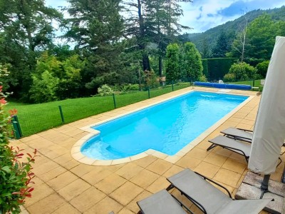 MAISON - ST PAUL EN CORNILLON - 221 m2 - 559000€