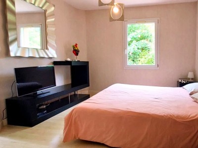 MAISON - ST PAUL EN CORNILLON - 221 m2 - 559000€
