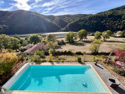 MAISON A VENDRE - ST PAUL EN CORNILLON - 269.02 m2 - 500 000 &euro;