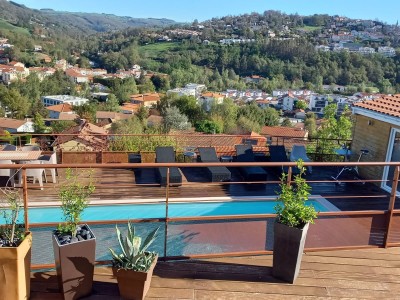 Maison de 214 m2 avec piscine creusée A VENDRE - ST PRIEST EN JAREZ - 214 m2 - 550 000 €