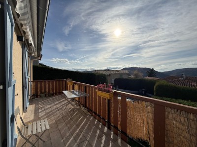 Maison sur 2 niveaux avec piscine A VENDRE - ST VICTOR SUR LOIRE - 115 m2 - 355 000 €