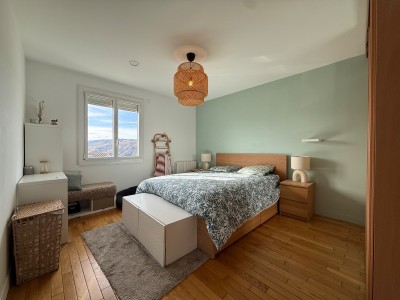 Maison sur 2 niveaux avec piscine A VENDRE - ST VICTOR SUR LOIRE - 115 m2 - 355 000 €