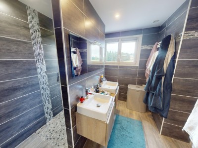 Maison individuelle - STE SIGOLENE - 213.5 m2 - 401000€