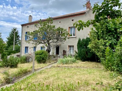 Maison de ville A VENDRE - STE SIGOLENE - 138.05 m2 - 123000€