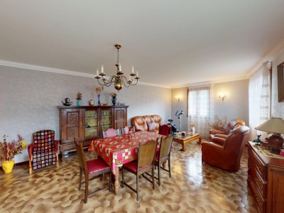 Maison de ville A VENDRE - STE SIGOLENE - 138.05 m2 - 123000€