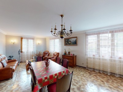 Maison de ville A VENDRE - STE SIGOLENE - 138.05 m2 - 123000€