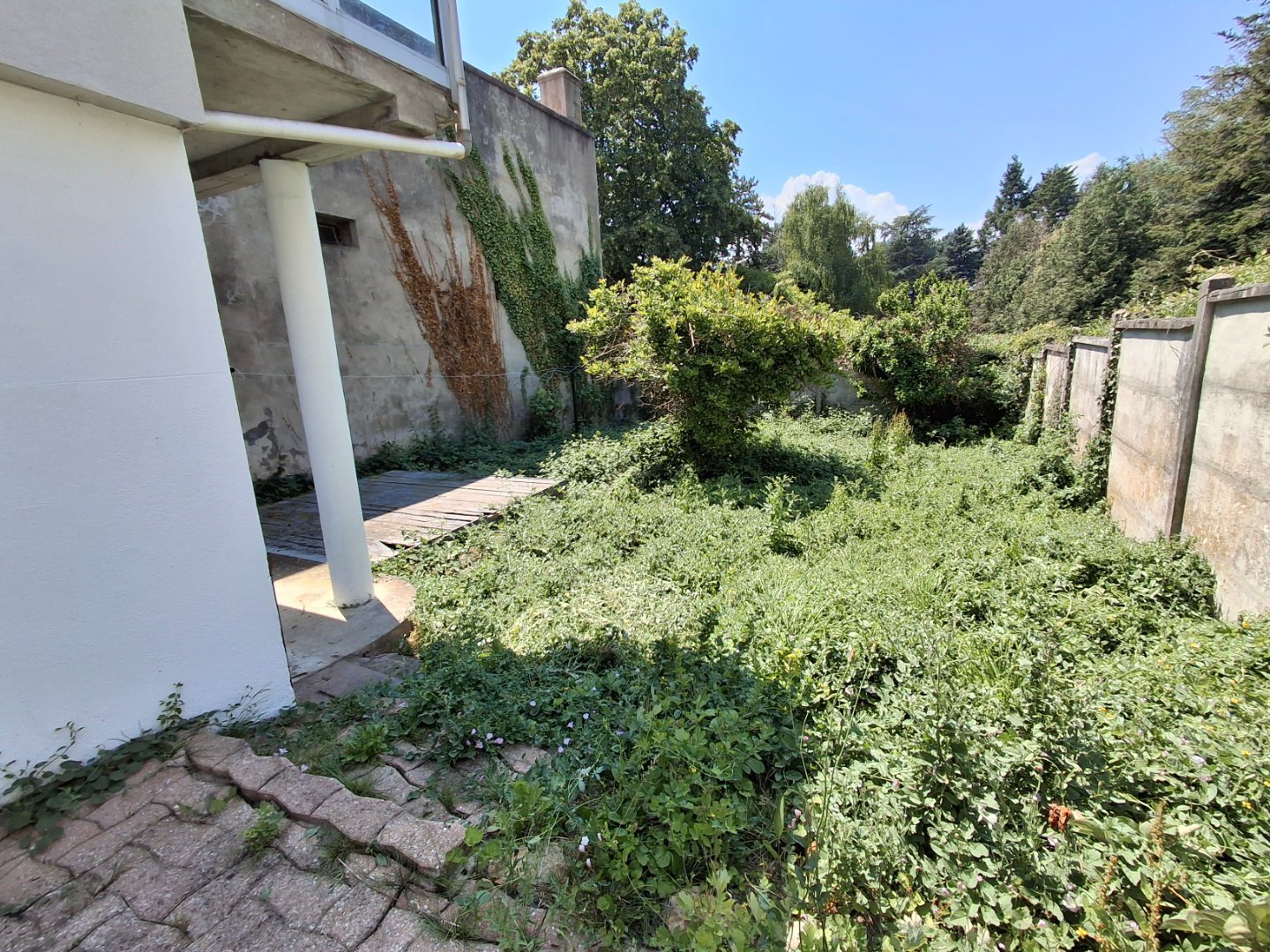 MAISON - SURY LE COMTAL - 60 m2 - VENDU