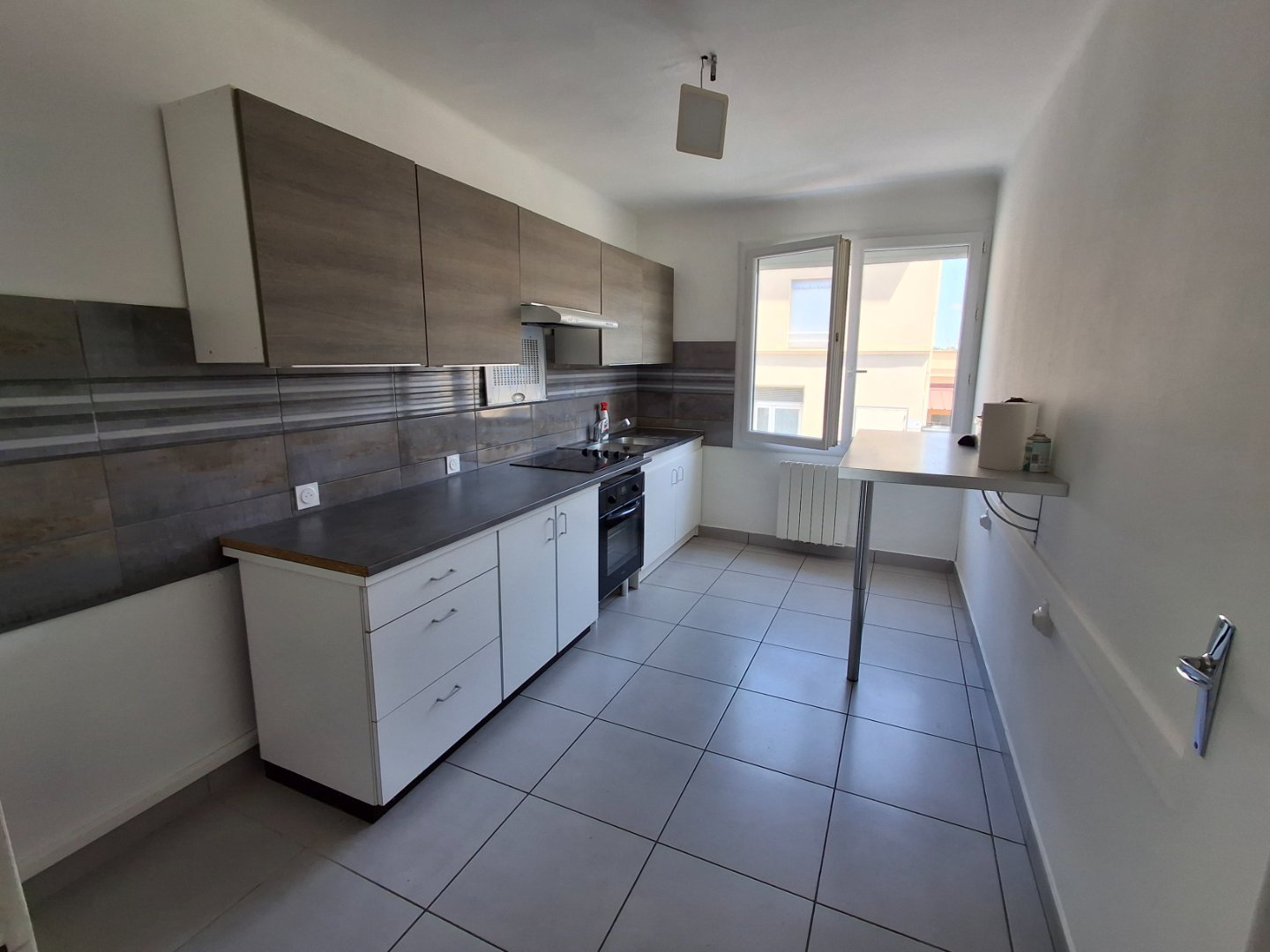 MAISON - SURY LE COMTAL - 60 m2 - VENDU