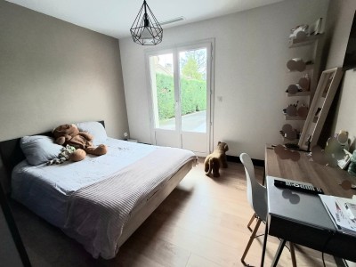 MAISON A VENDRE - SURY LE COMTAL - 161 m2 - 385�000�&euro;