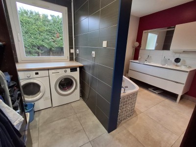 MAISON A VENDRE - SURY LE COMTAL - 161 m2 - 385�000�&euro;