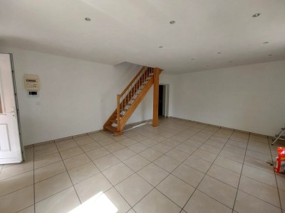 MAISON A VENDRE - SURY LE COMTAL - 84 m2 - 159�000�&euro;