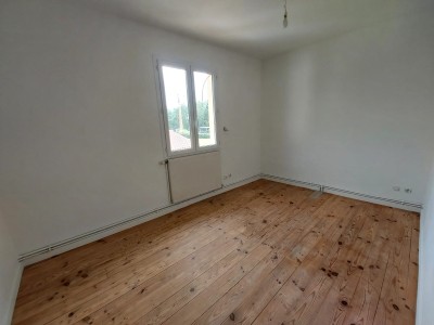 MAISON A VENDRE - SURY LE COMTAL - 84 m2 - 159�000�&euro;