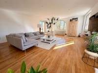 Sury Le Comtal Maison 265 m2sur 1200 m2 de terrain A VENDRE - SURY LE COMTAL - 265 m2 - 430 000 &euro;