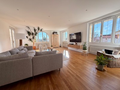 Sury Le Comtal Maison 265 m2sur 1200 m2 de terrain A VENDRE - SURY LE COMTAL - 265 m2 - 430�000�&euro;