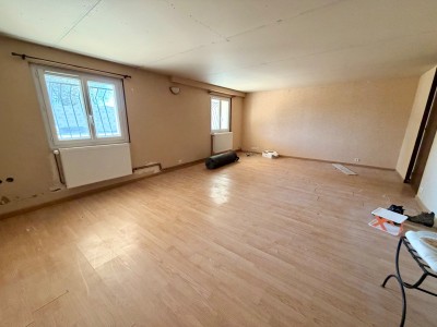 Sury Le Comtal Maison 265 m2sur 1200 m2 de terrain A VENDRE - SURY LE COMTAL - 265 m2 - 430�000�&euro;