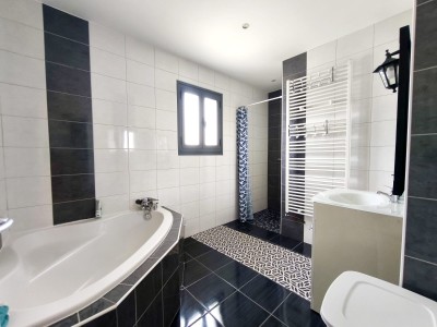 MAISON A VENDRE - SURY LE COMTAL - 120 m2 - 265 000 &euro;