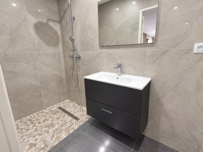 MAISON A VENDRE - SURY LE COMTAL - 150 m2 - 259 000 €