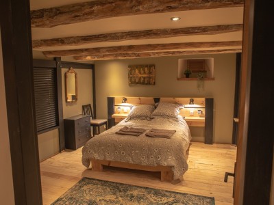 Corps de ferme en pierre - TENCE - 338 m2 - 540 000 &euro;