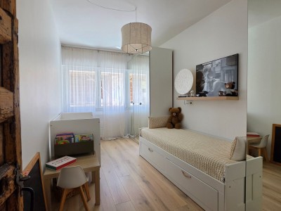 MAISON A VENDRE - UNIEUX - 250 m2 - 719 000 €