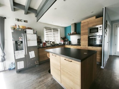MAISON A VENDRE - UNIEUX - 122 m2 - 269 000 €