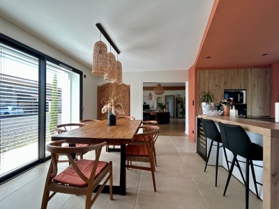 MAISON A VENDRE - VEAUCHETTE - 234.96 m2 - 529 000 &euro;