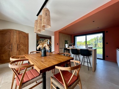 MAISON A VENDRE - VEAUCHETTE - 234.96 m2 - 529 000 &euro;