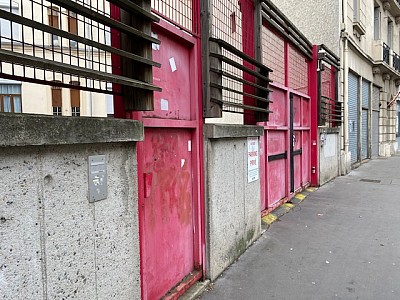 PARKING A LOUER - ST ETIENNE CENTRE VILLE - 25€ charges comprises par mois