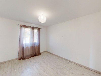 PLAIN PIED A VENDRE - RAUCOULES - 95.49 m2 - 220�000�&euro;