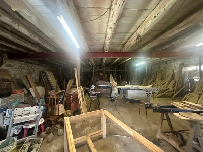 PROPRIETE - ESTIVAREILLES - 180 m2 - 119000€