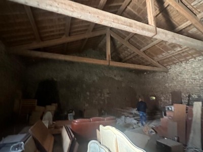 PROPRIETE - ESTIVAREILLES - 180 m2 - 119000€