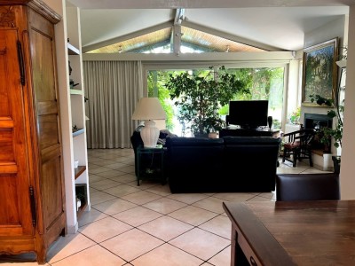 PROPRIETE AVEC TERRAIN A VENDRE - ST MARTIN LA PLAINE - 241 m2 - 790 000 €