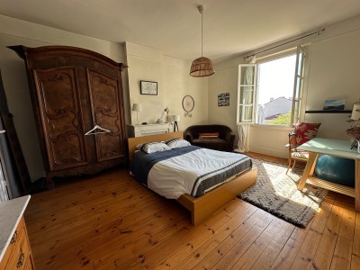 PROPRIETE - ST PRIEST EN JAREZ - 272.8 m2 - 790000€